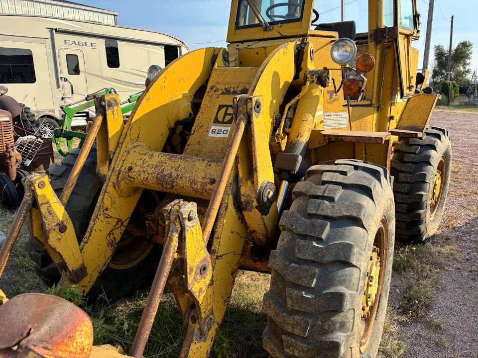Caterpillar 920