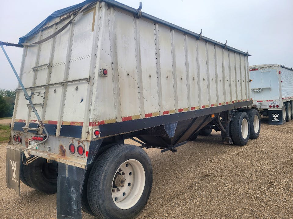 MERRITT HOPPER TRAILER
