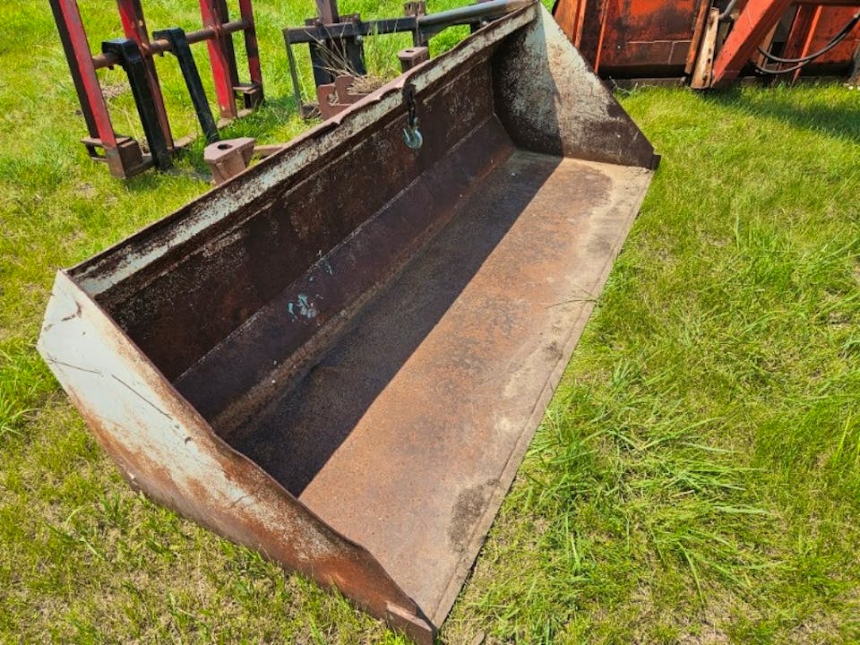 INTERNATIONAL 2350