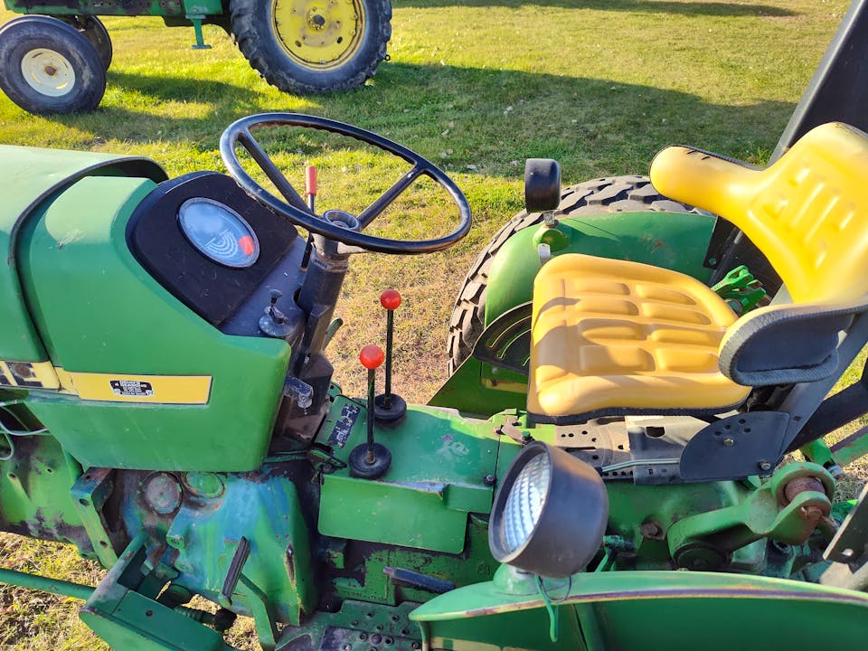 John Deere 2040