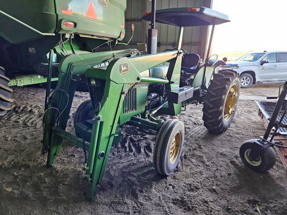 John Deere 1250