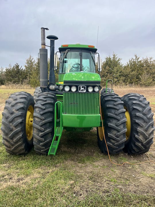 John Deere 8650