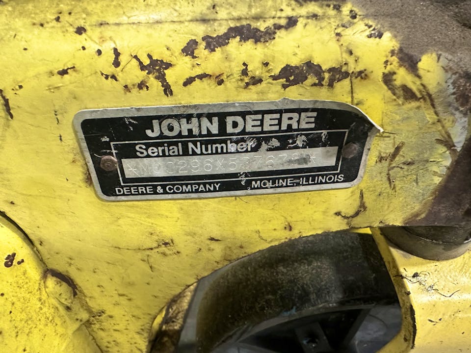 John Deere 855
