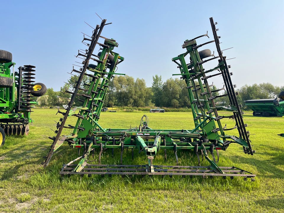 John Deere 960