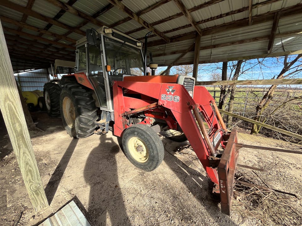 Massey Ferguson 383