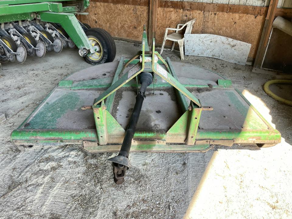 John Deere 709
