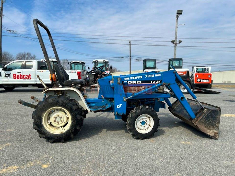 Ford 1220