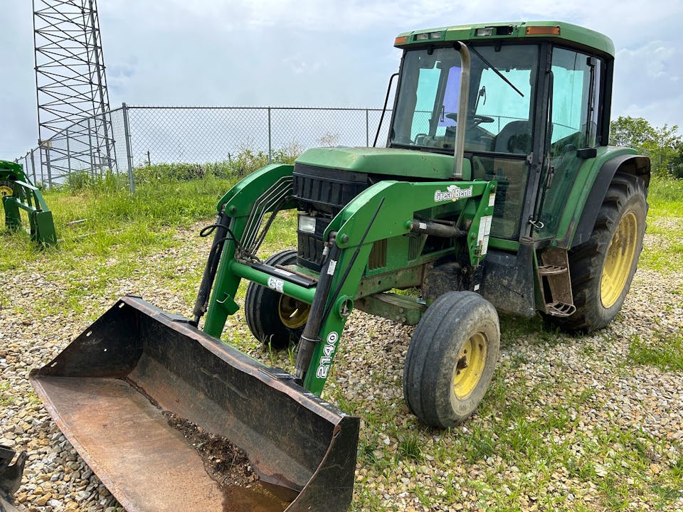 John Deere 6400
