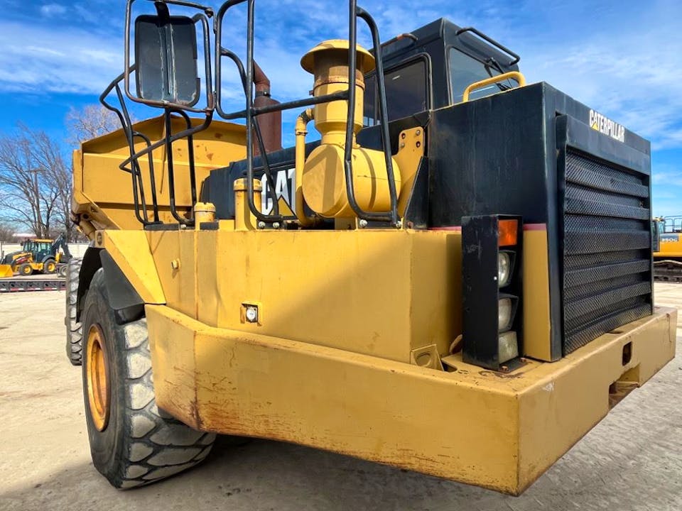 Caterpillar D350E