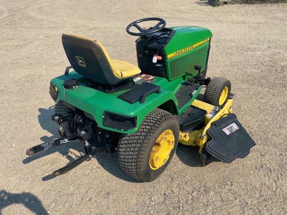 John Deere 425