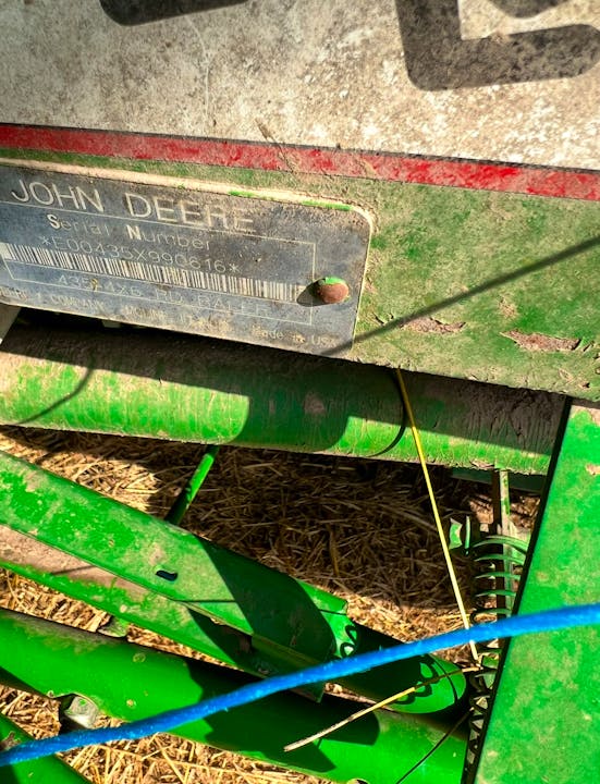 John Deere 435