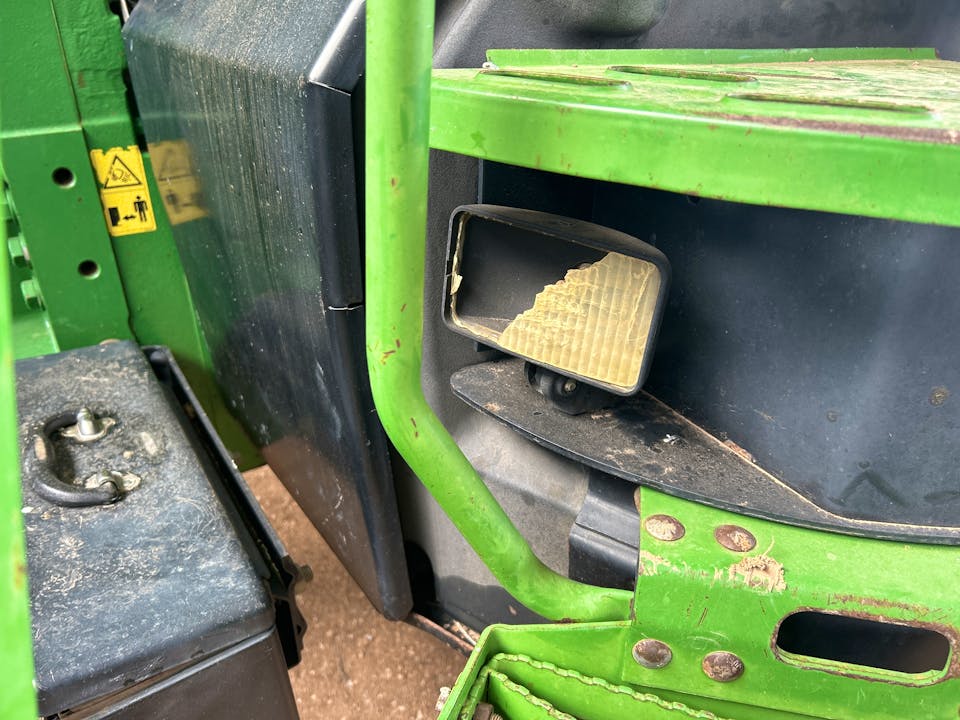 John Deere 8300