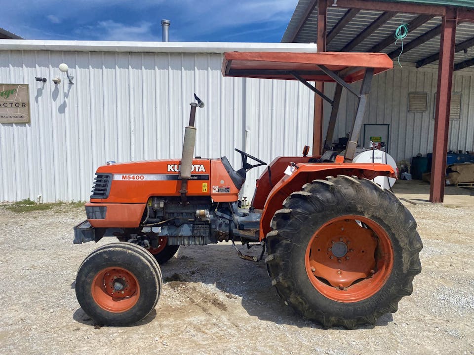 Kubota M5400