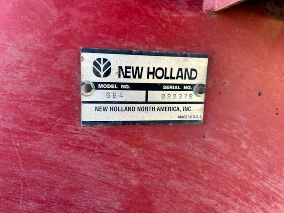 New Holland 664