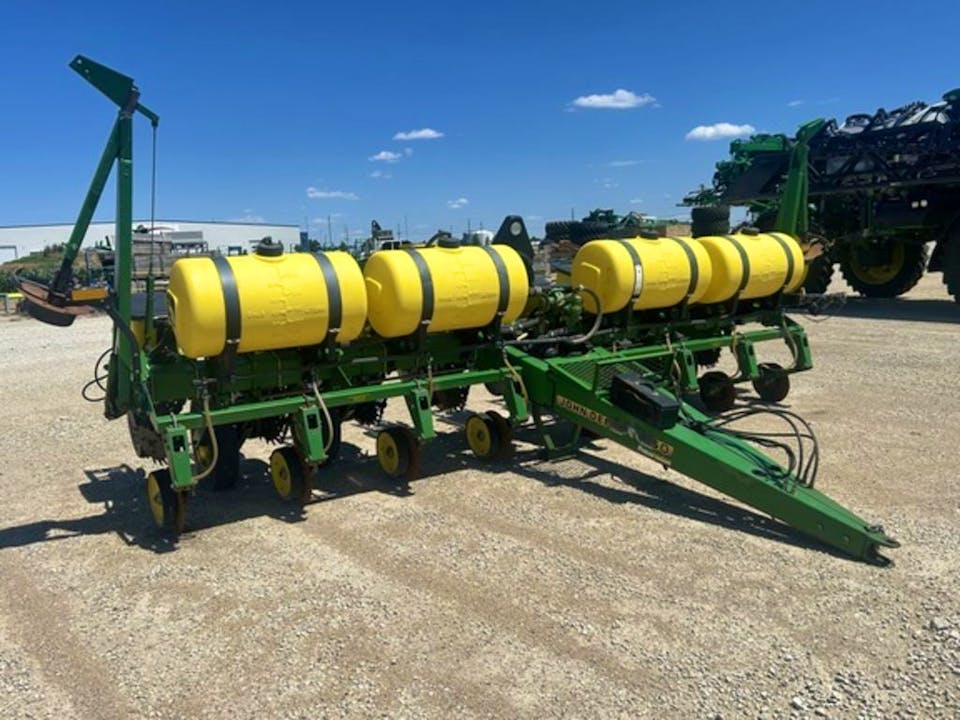 John Deere 1750