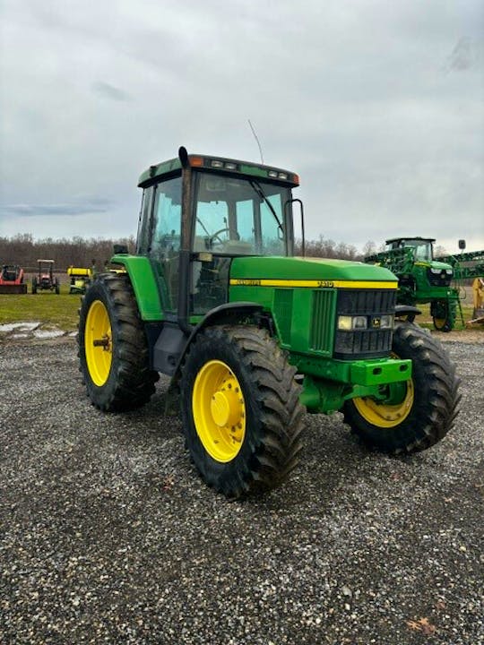 John Deere 7410