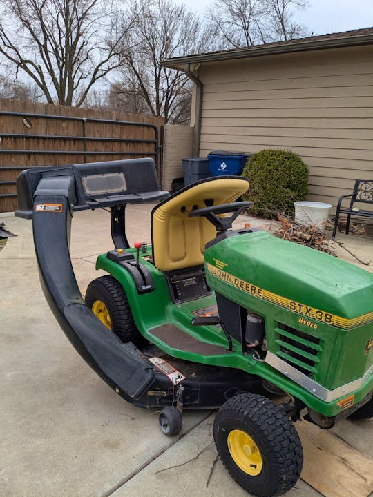 John Deere STX38
