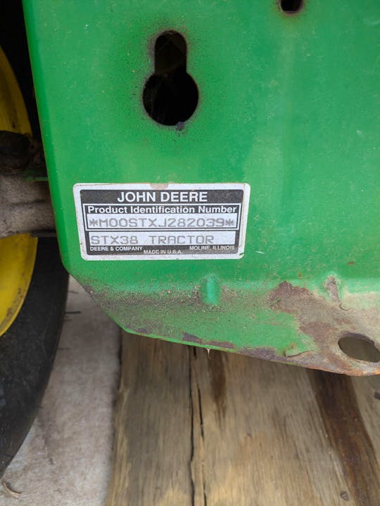 John Deere STX38