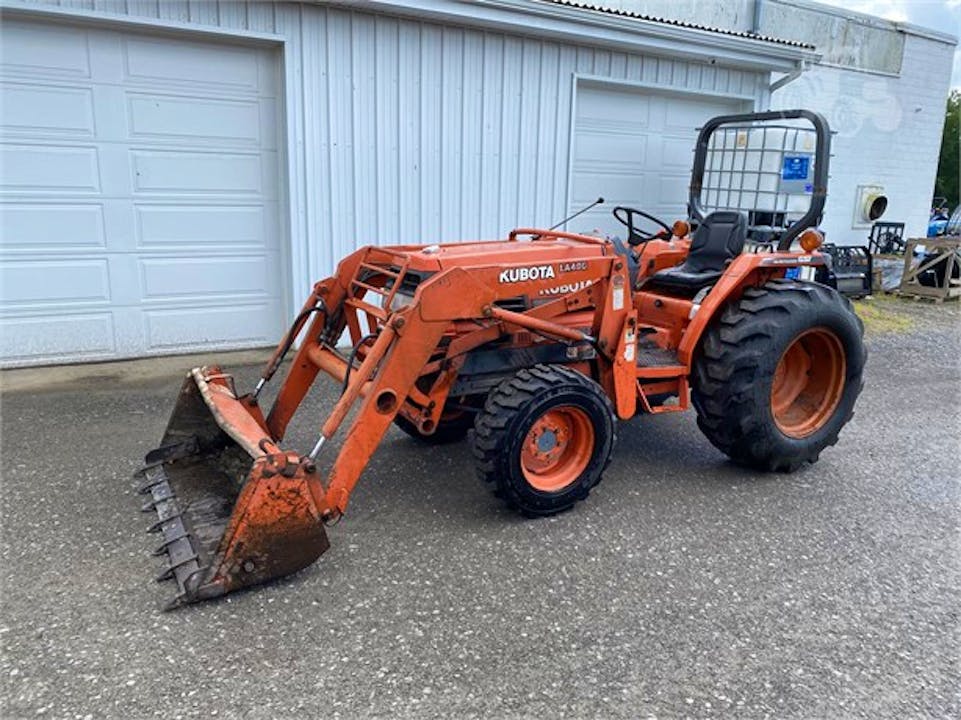 Kubota L2900