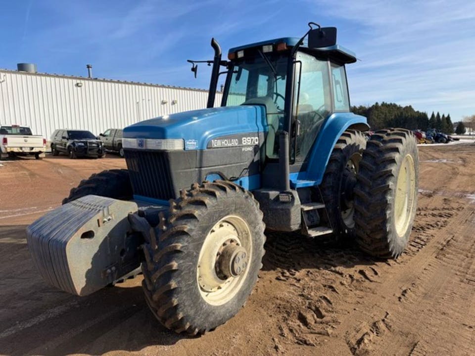 New Holland 8970