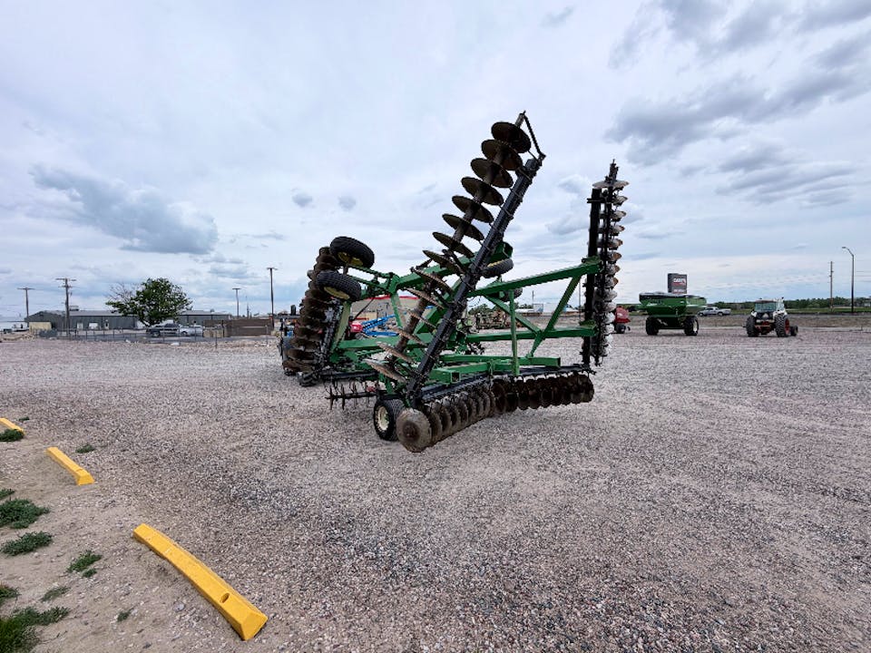 John Deere 630