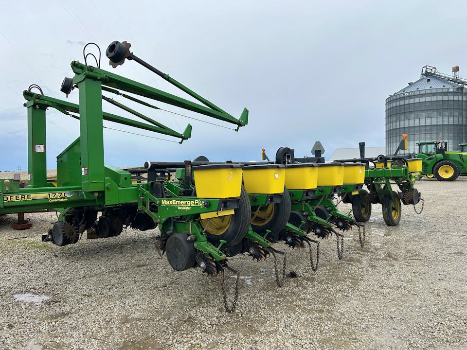 John Deere 1770