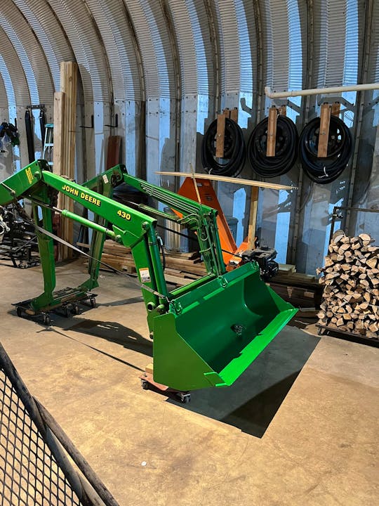 John Deere 4400