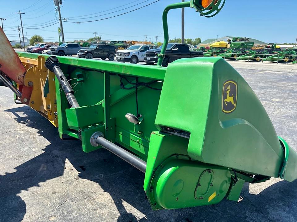 John Deere 893