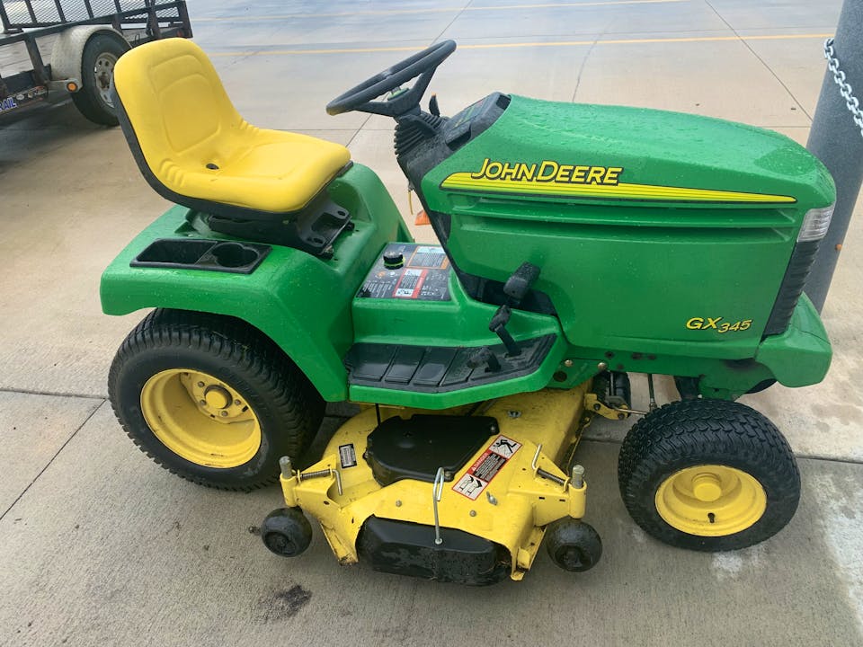 John Deere GX345