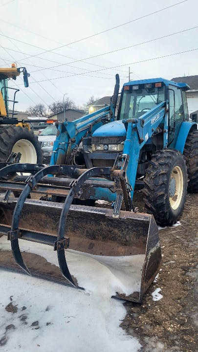 NEW HOLLAND 8360
