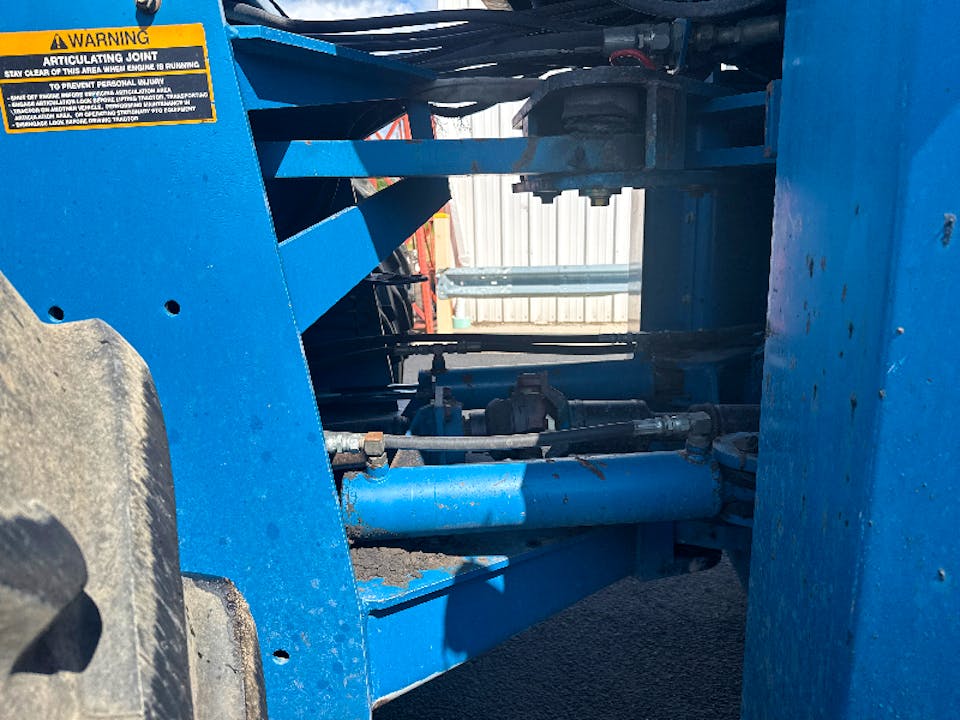 New Holland 9882