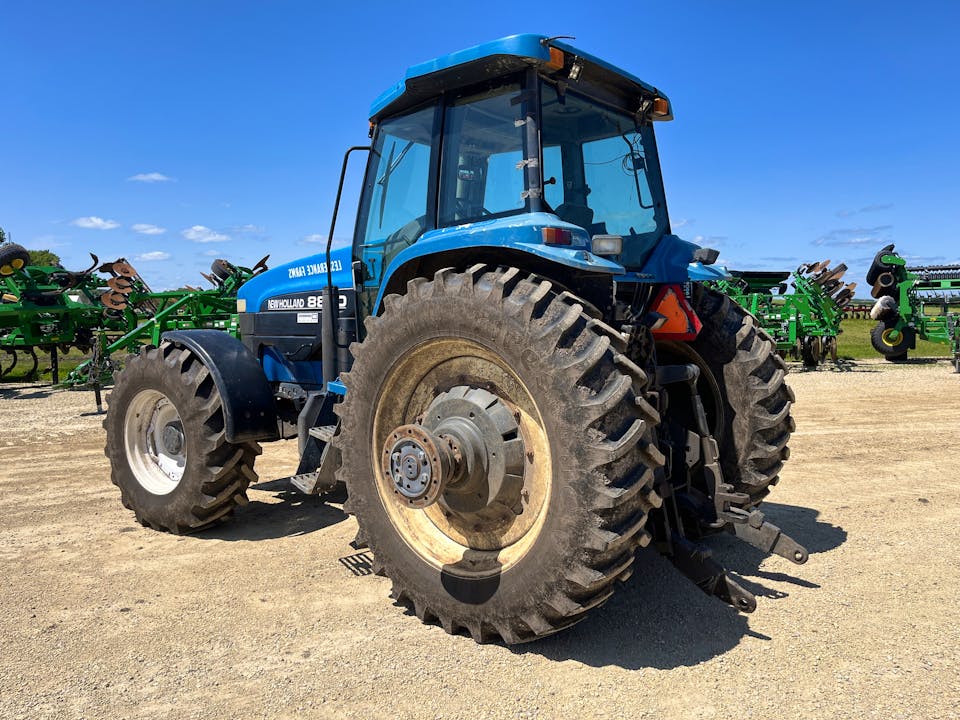 New Holland 8870