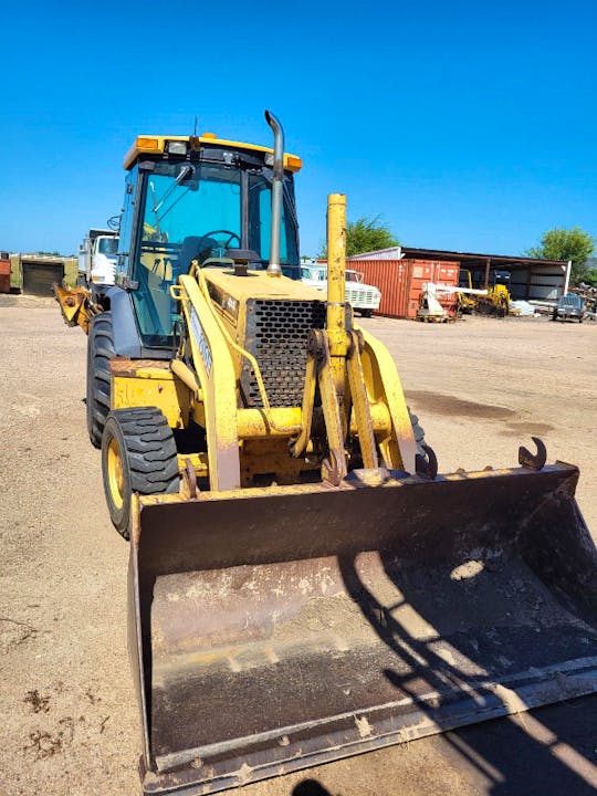 John Deere 310E