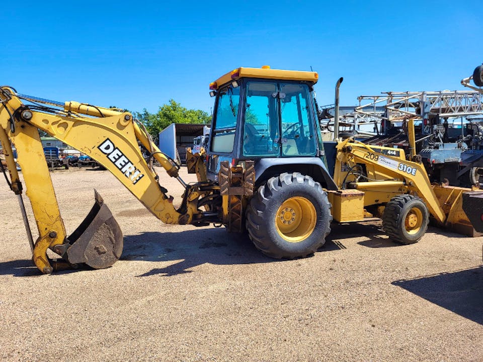 John Deere 310E