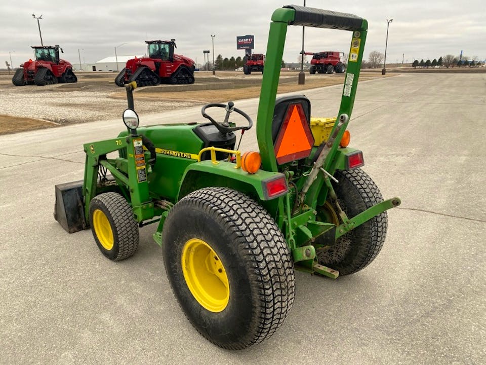 John Deere 790