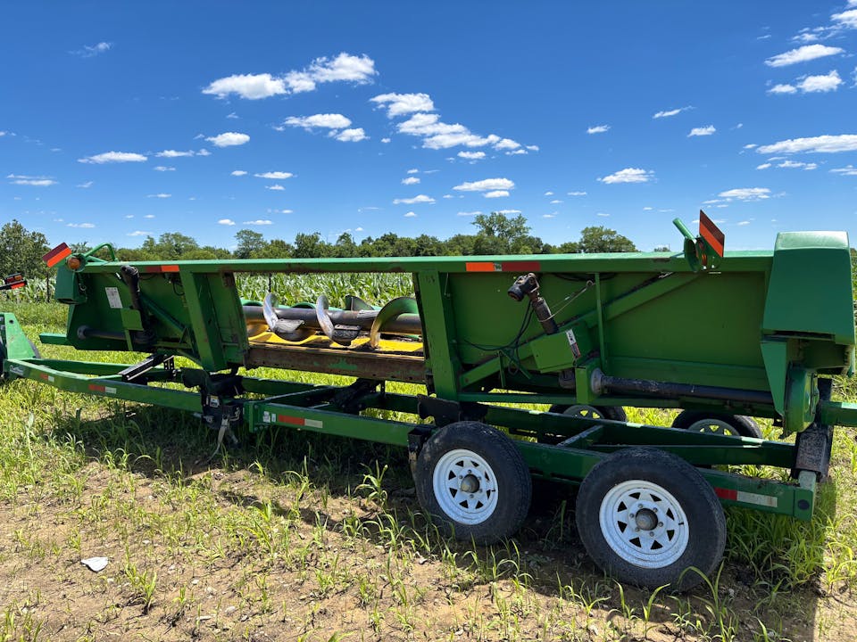 John Deere 893