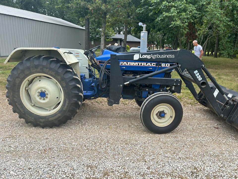 Long FARMTRAC 60