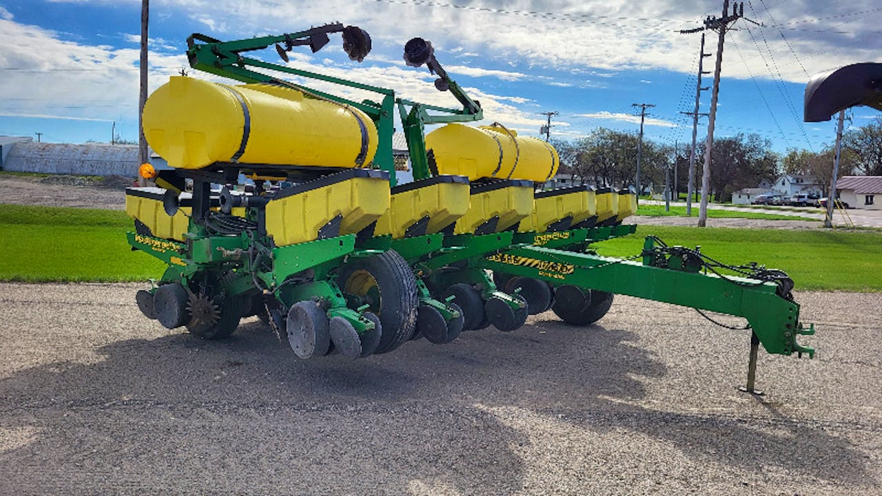 John Deere 1760