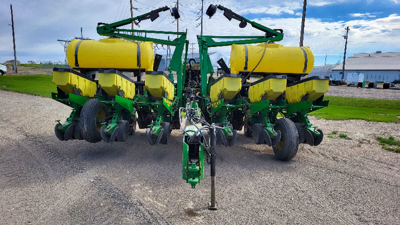 John Deere 1760