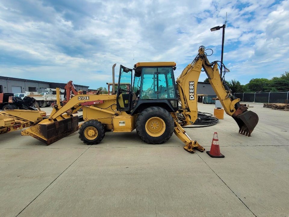 John Deere 310E