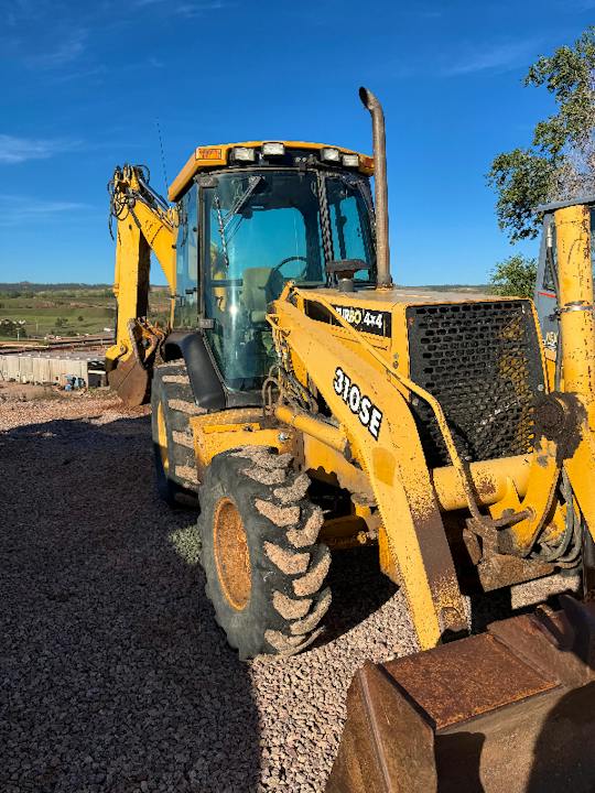 John Deere 310E