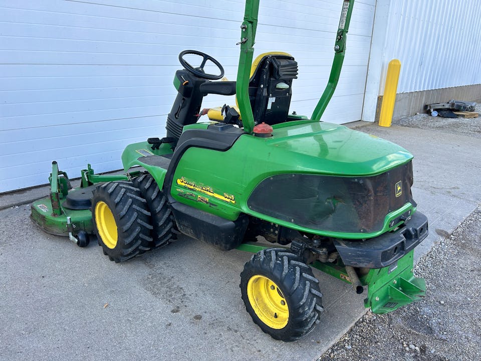 John Deere 1445