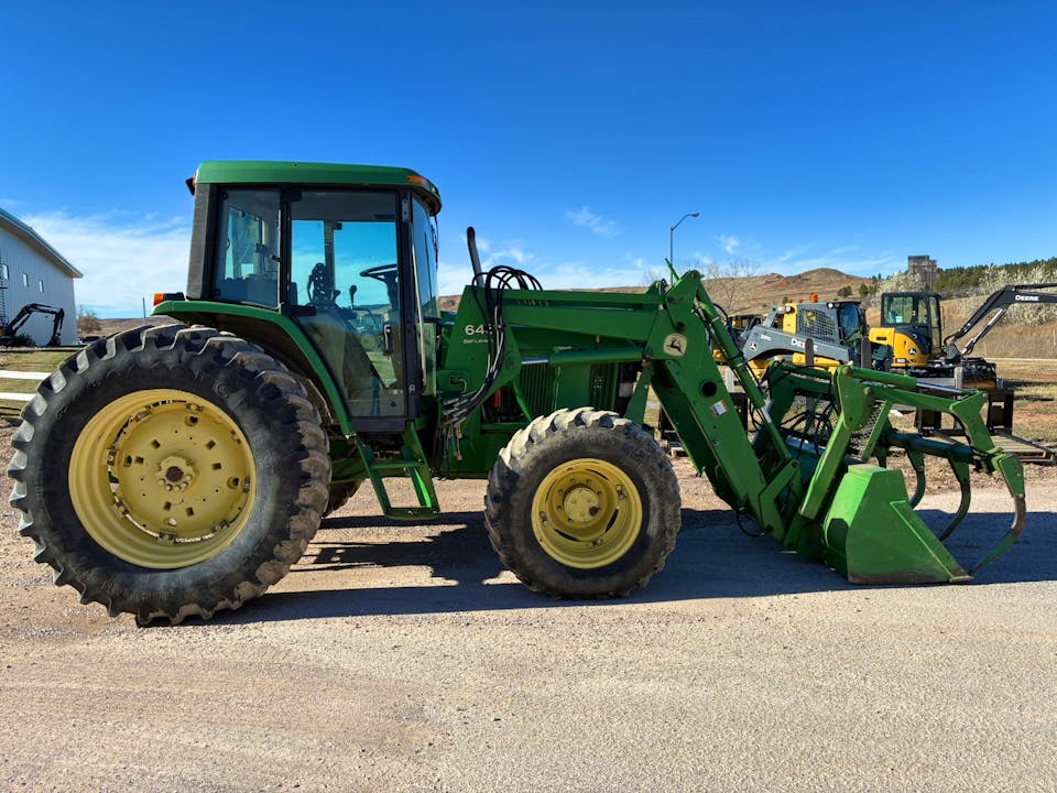 John Deere 6410