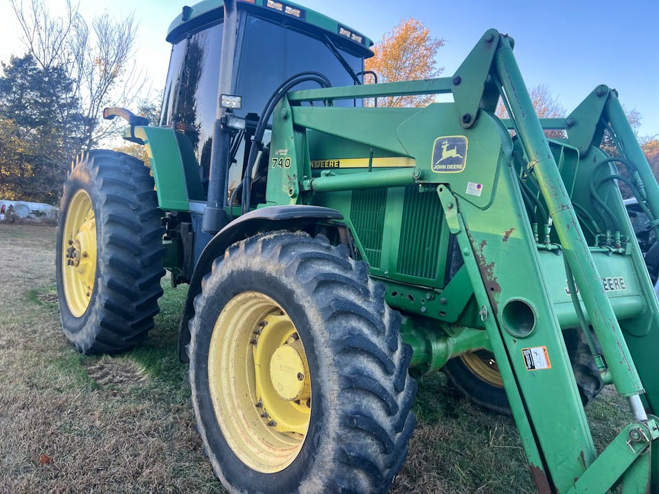 John Deere 7810
