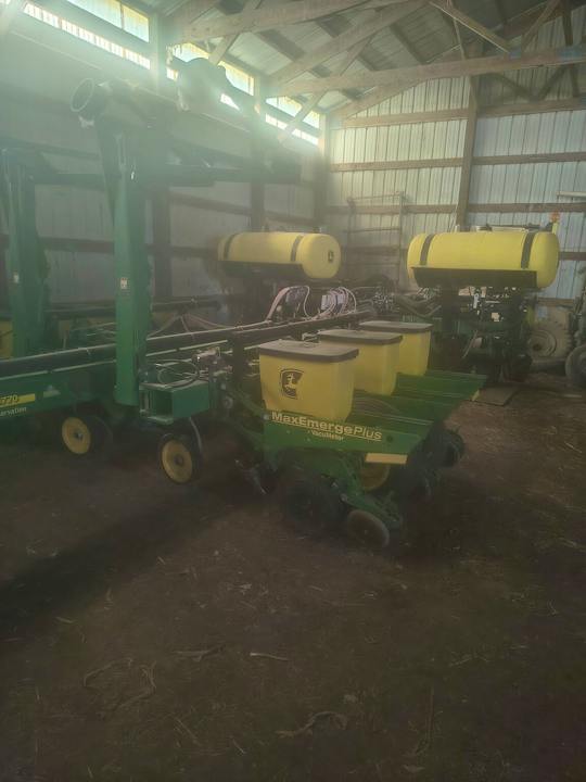 John Deere 1770