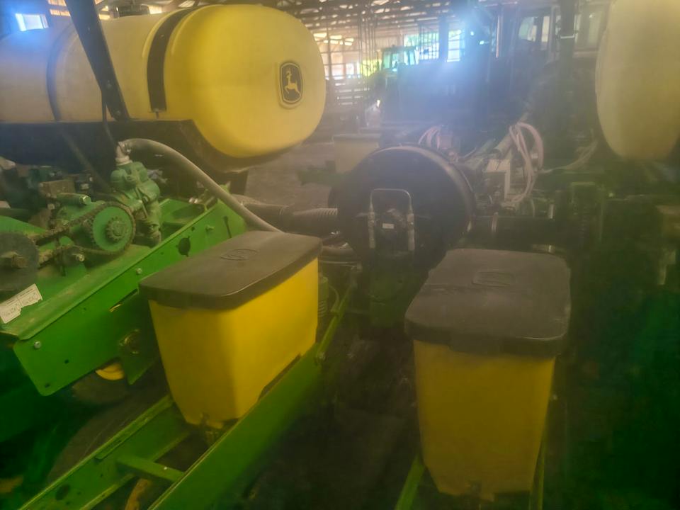 John Deere 1770