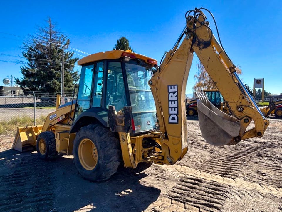 John Deere 310G