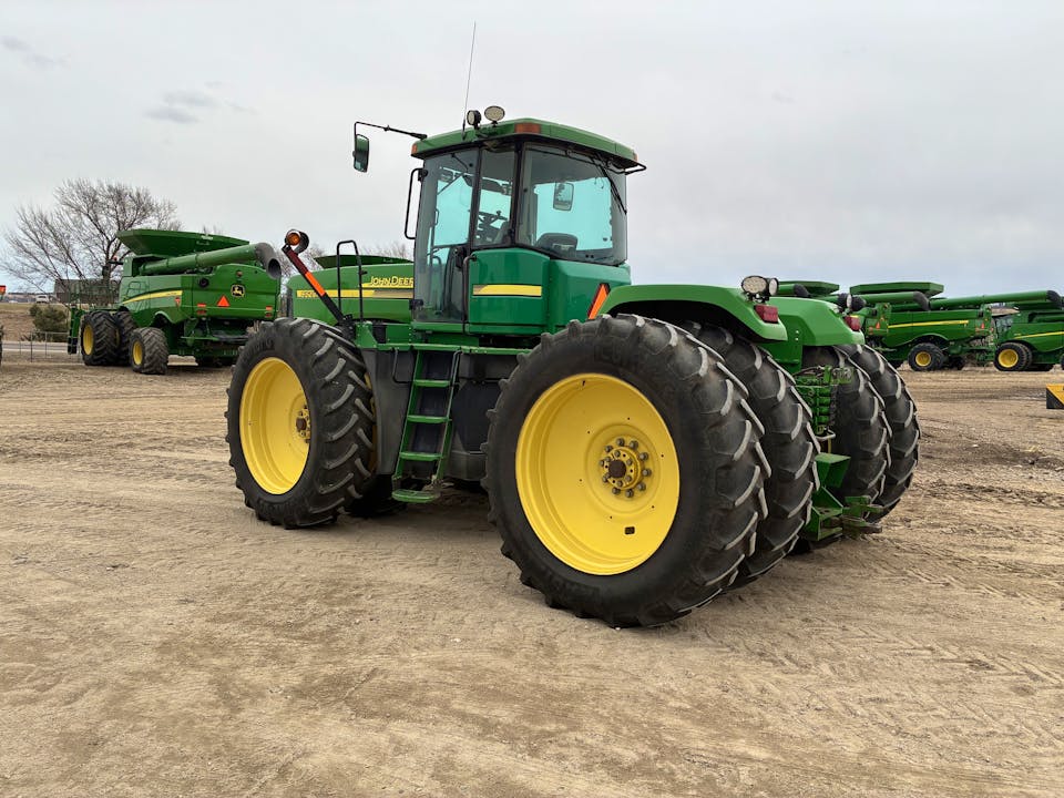 John Deere 9320