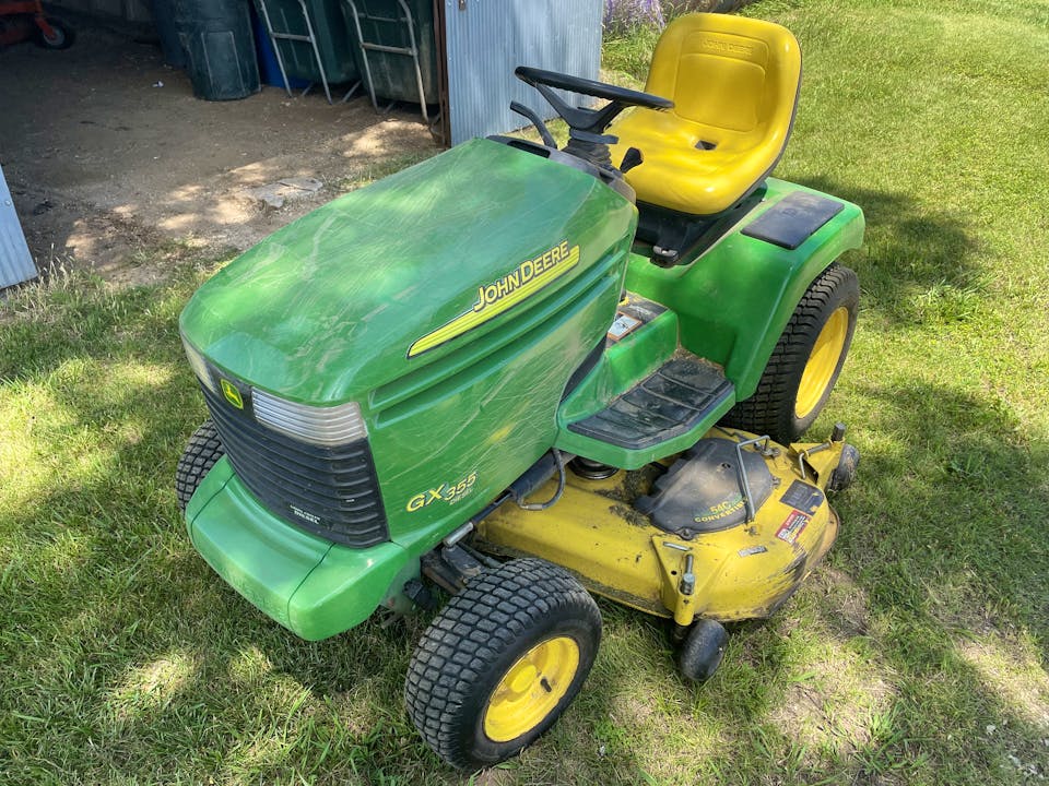 John Deere GX355