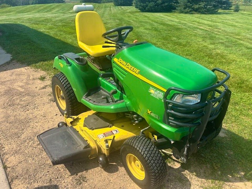 John Deere X485